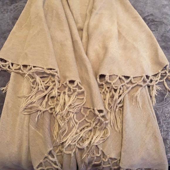 Tan Knit Poncho Vest - Picture 1 of 2